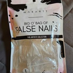 Press on nails
