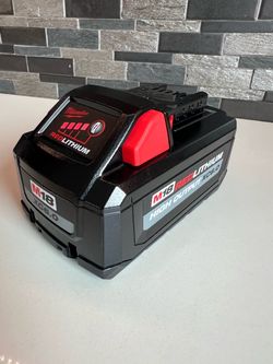 Milwaukee M18 HIGH OUTPUT XC6.0  new $85