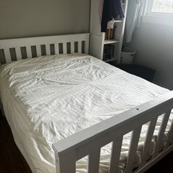 Full bed frame (previously bottom bunk) 