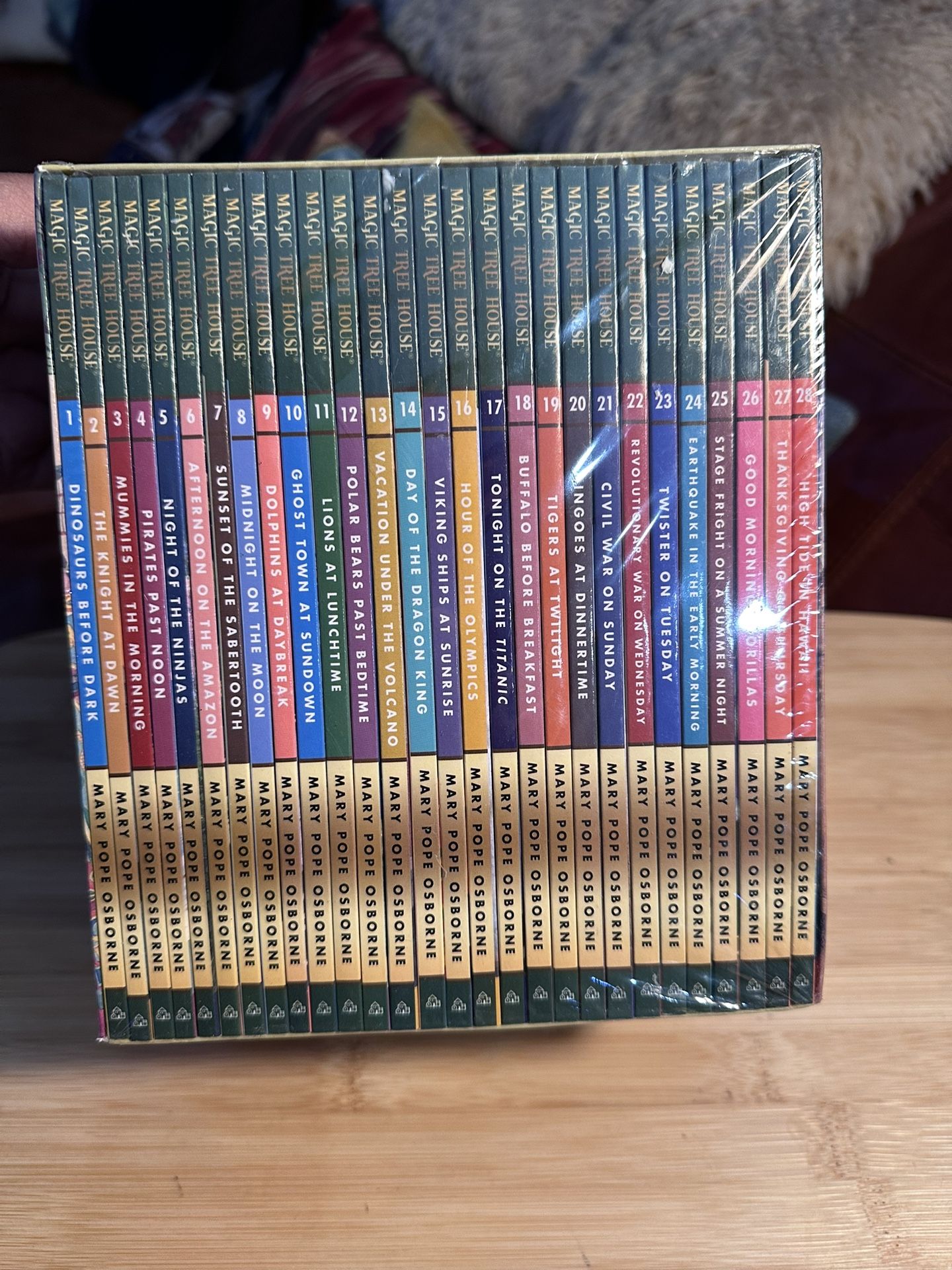 Magic tree house #1〜28 Magic tree house 1-28 28巻セット New Mary Pope Osborne Magic Tree