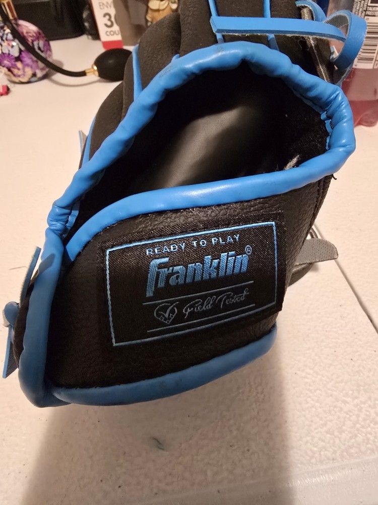 Youth Baseball Gloves