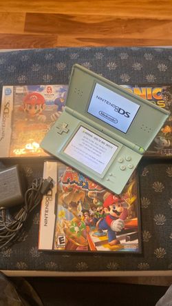 Nintendo DS Lite console with games