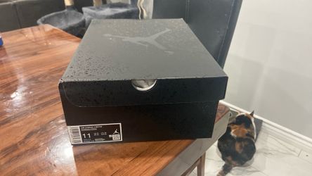 Black/black 4 Retro Jordan’s