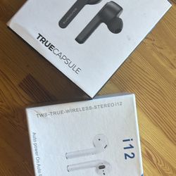 earbuds/ wireless headphones 