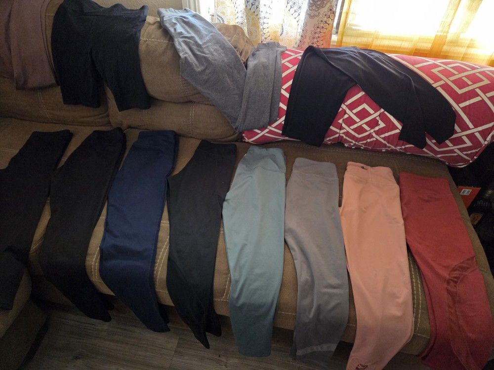Women's Leggings and Pants Size S.