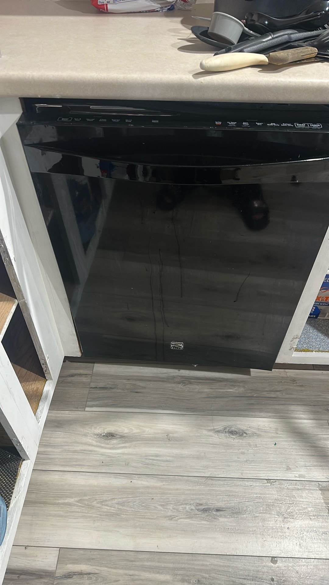 Kenmoore Dishwasher Works Perfectly