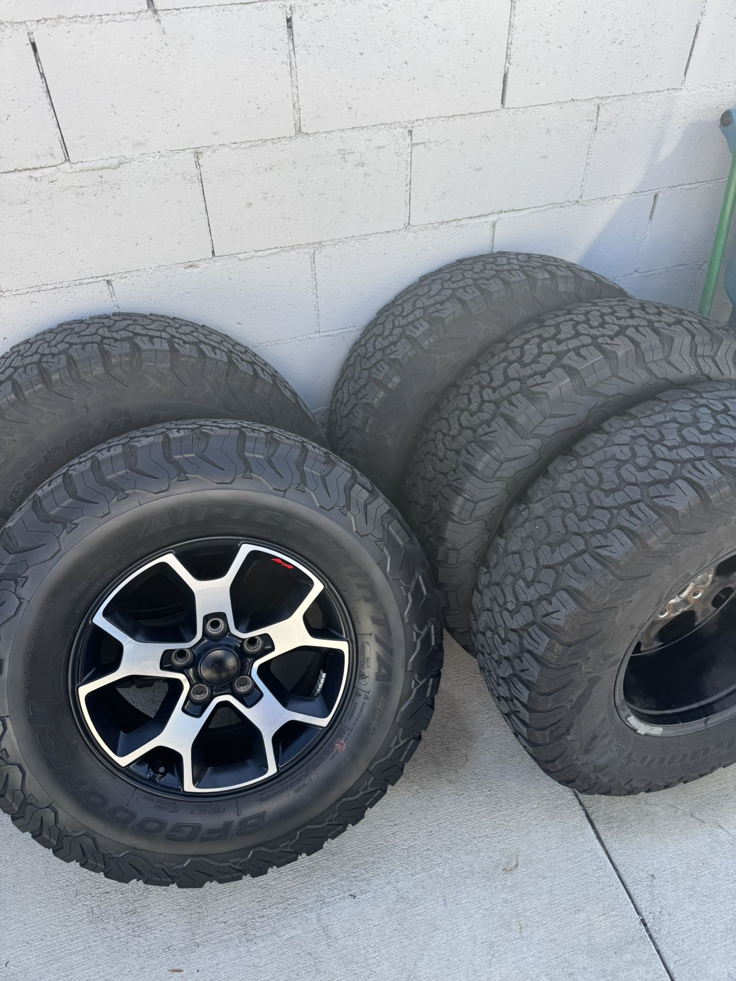 Jeep Wrangler Rubicon Rims