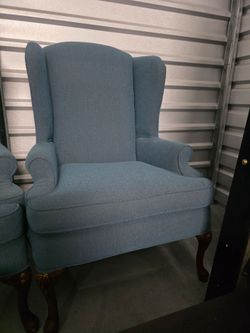 Pair of Traditional Blue Wingback Accent Chairs - Queen Anne Legs (Very Good Condition)