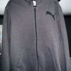 2 XL Puma Zip Up Sweater 