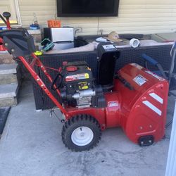 Troy Built 210 CC 24 Inch  Gas Snowblower 