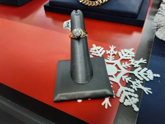 Yellow Gold 14k (.585) 4.3 grams Size 5