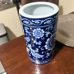 Brand New pier one imports porcelain mandarin open canister/jar