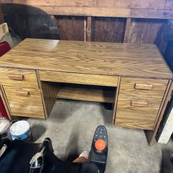 Free Desk 