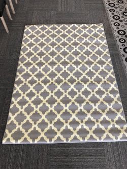 Star Collection Area Rug, 5’x7’