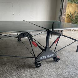 KETTLER PING PONG TABLE GREAT CONDITION (MADE IN GERMANY)