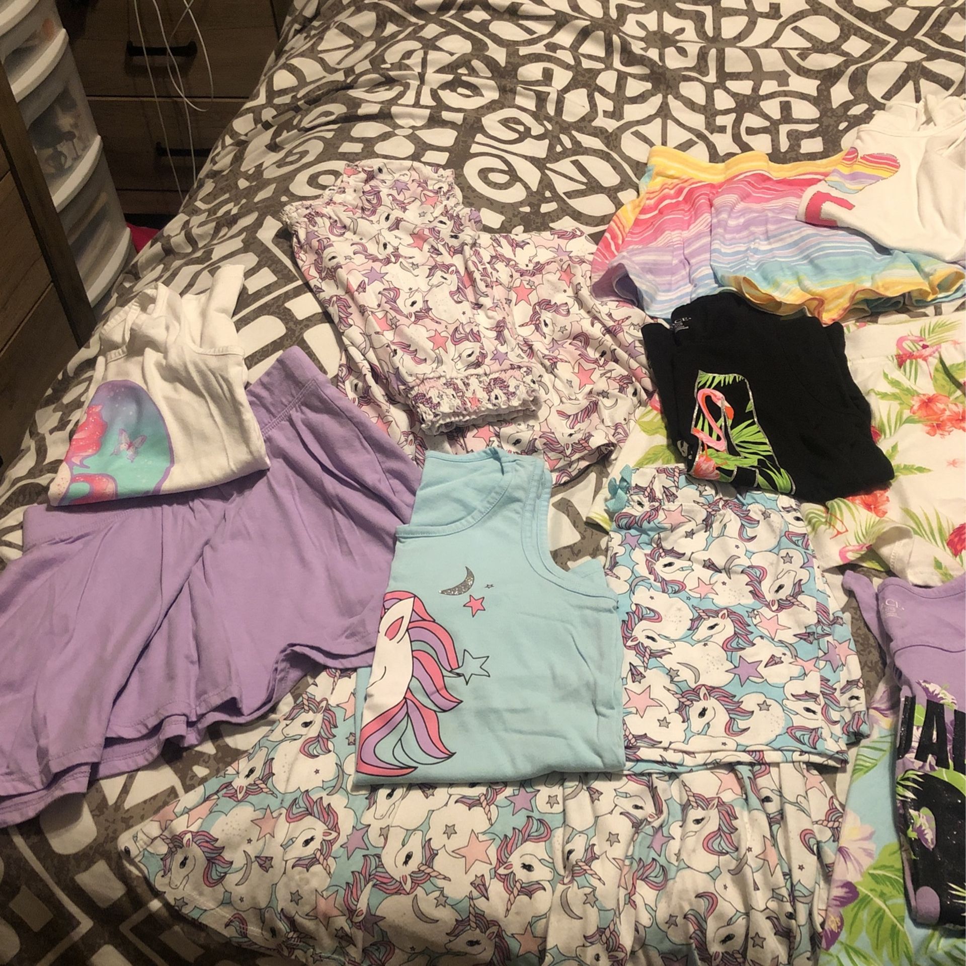 Girl Clothes 10-12 , 21 Items Children’s Place Items Exept For 1 Set.