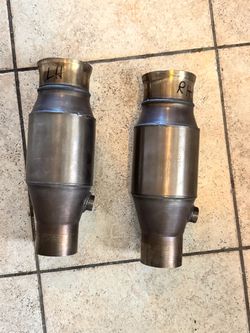 KOOKS 3in x 2in High Flow Off-Road Connection Pipes for 5th Gen (2010-2015) Chevrolet Camaro W/ 6.2L V8 LS3/L99/LSA: SS/ZL1/1LE