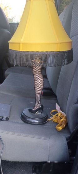 Leg lamp