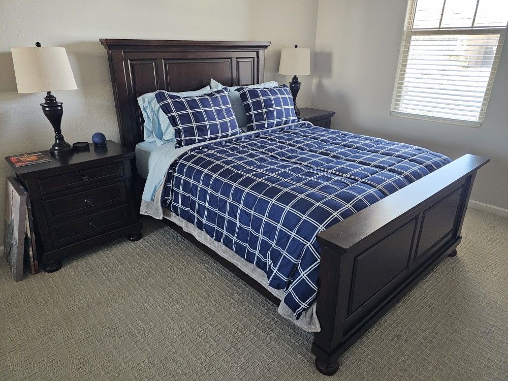 Ashley Queen Bedroom Set