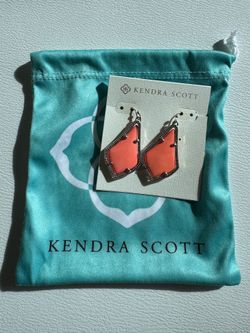 Kendra Scott Alexa drop earrings