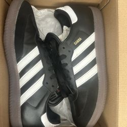 Black Adidas Sambas 
