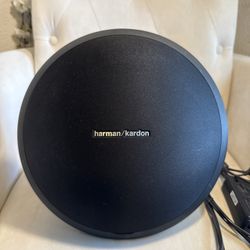 Harman Kardon Onyx Bluetooth Speaker 