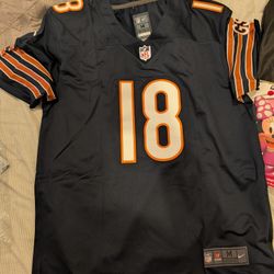 Caleb Williams Chicago Bears Jersey - M