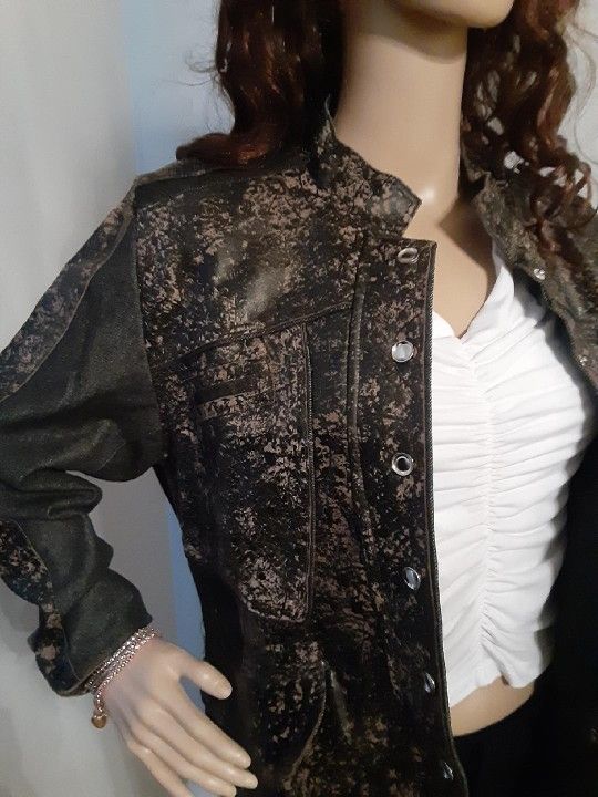 Awesome Leather Jacket Outfit 