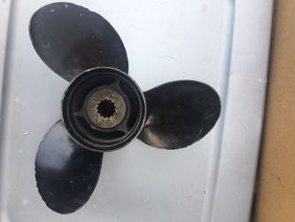 Mercruiser 3 blade aluminum propeller