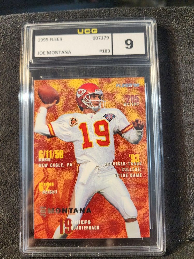 1995 Fleer #183 Joe Montana Kansas City Chiefs UCG MINT 9