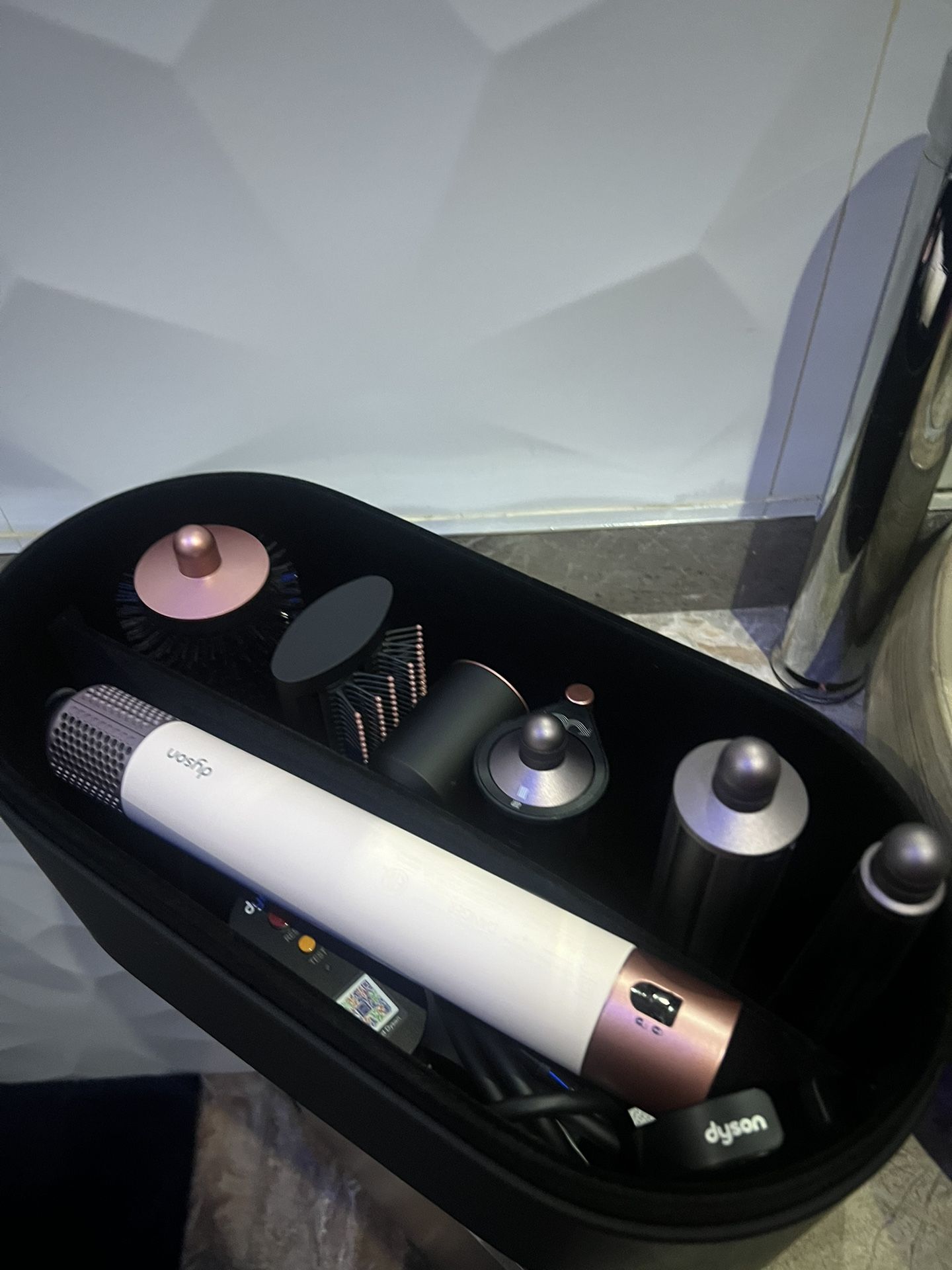 Dyson air wrap 