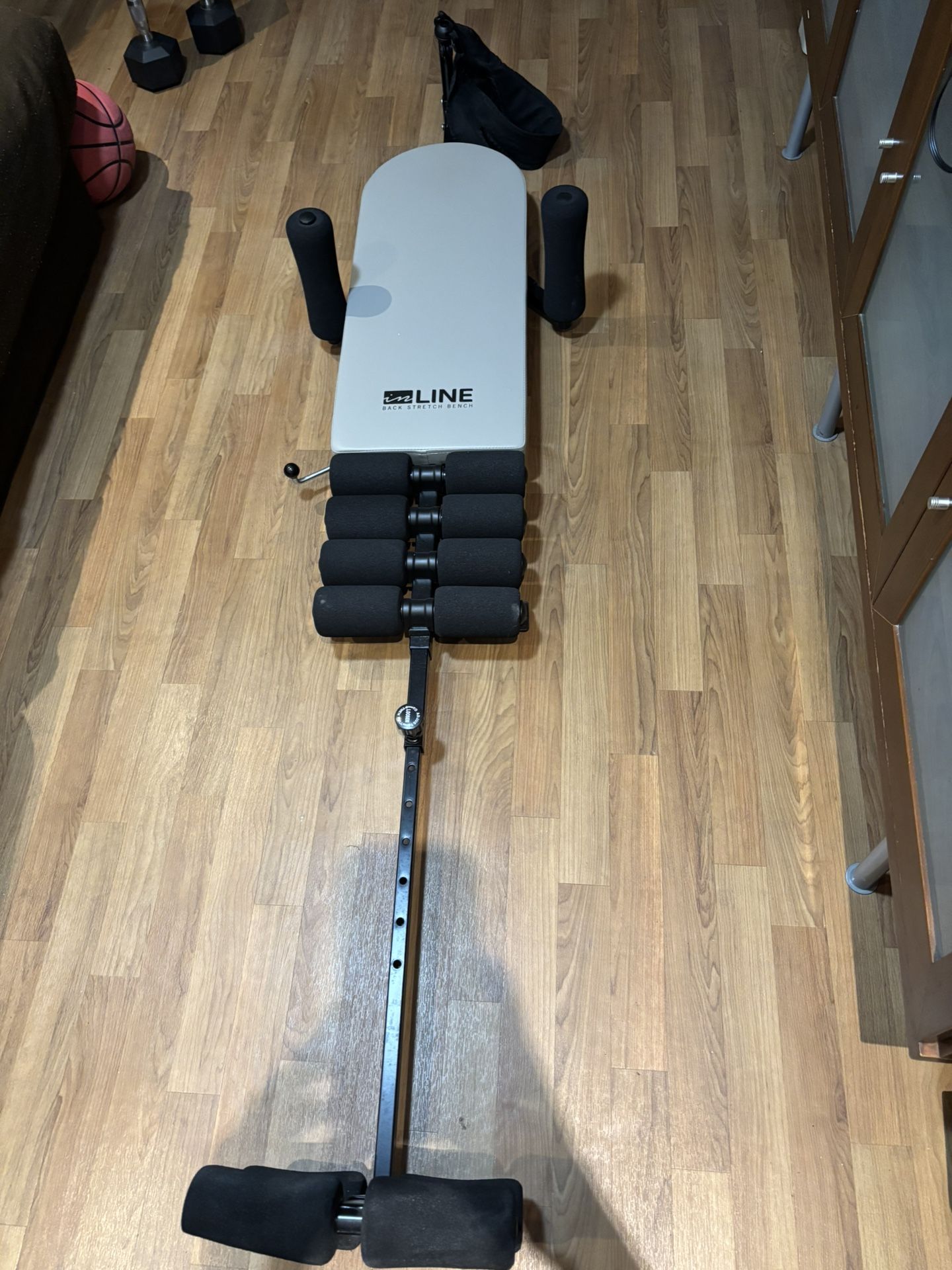 Teeter Back Stretch Bench + Sit-Up Handle – Spinal Relief & Core Support!
