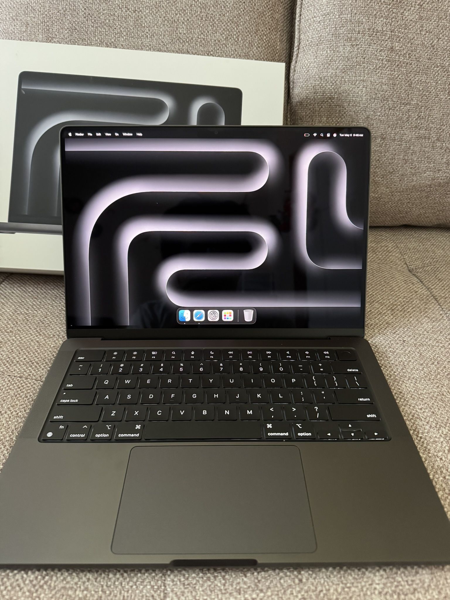 14-inch MacBook Pro - Space Black (M4 Pro Chip, 14 Cores, 24 GB)