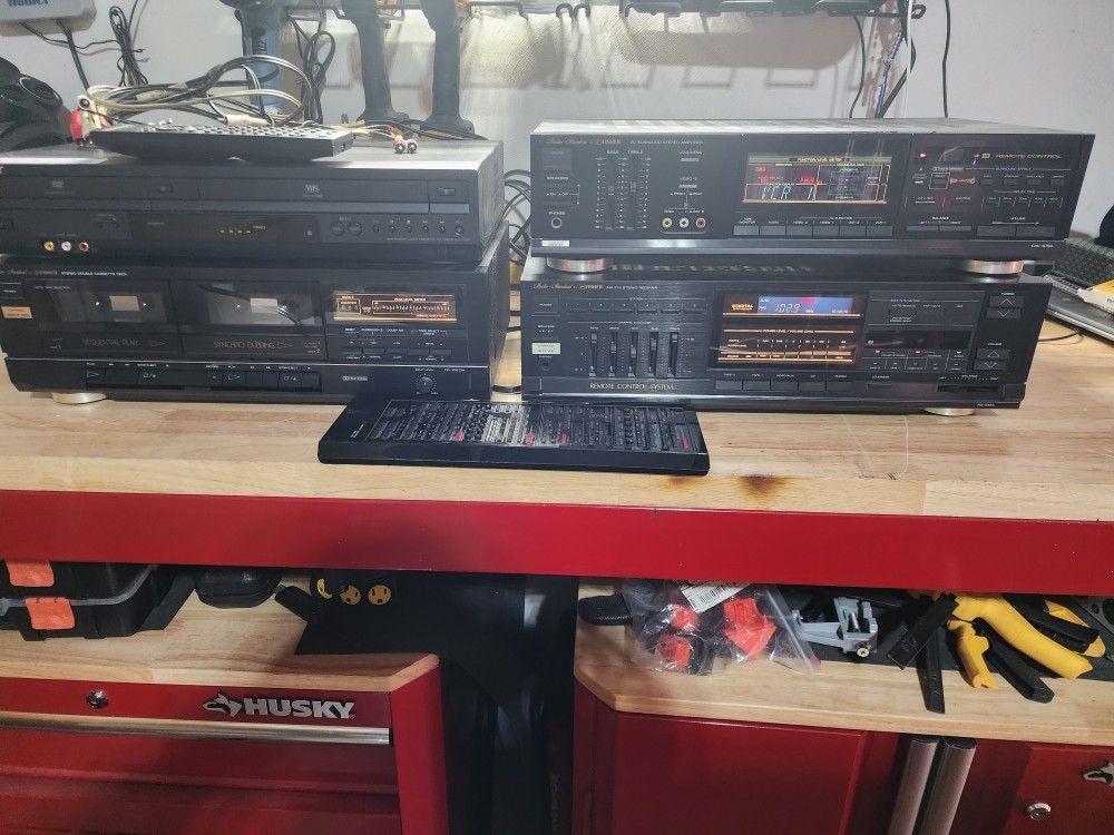 Fisher Stereo System with Fisher Speakers