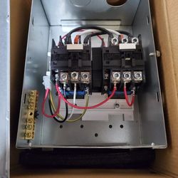 RV Automatic Transfer Switch, Rated 240VAC 50A 70A Neutral