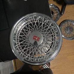 Oldsmobile Cutlass Hubcaps
