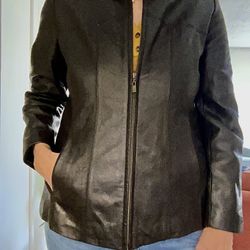 Wilson’s Women’s Leather Jacket/Coat Size Lg. Chocolate Brown