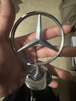 Mercedes Benz Star