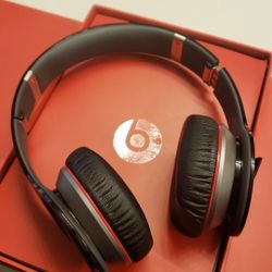 Wireless headphones Beats monster