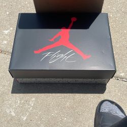 Jordan 4 White Cements 