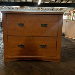 2 Matching Office File Cabinets 