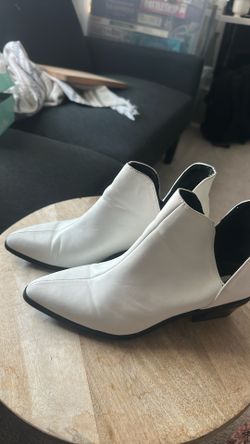 Women’s Shoes