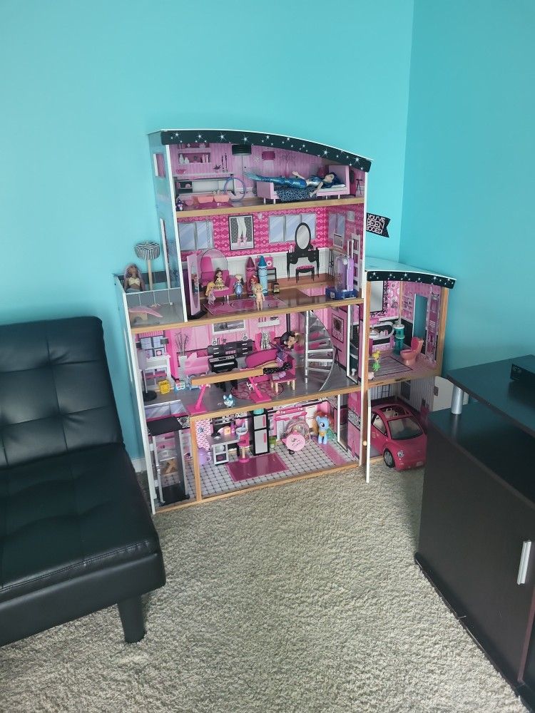 Dollhouse