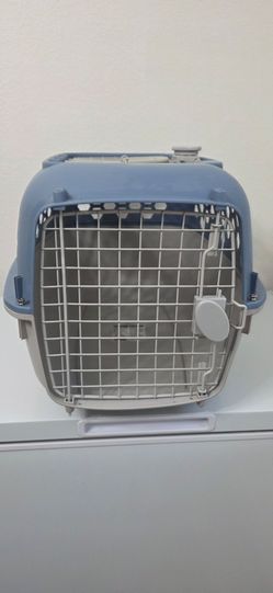 Medium Pet Carrier