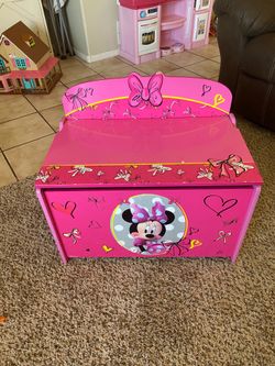 Minnie Mouse Toy Chest