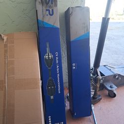 BRAND NEW 2008-12 honda/acura accord 4cyl CV Axles