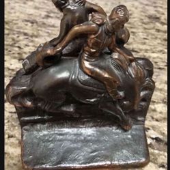 ANTIQUE AMERICAN COWBOY ON HORSE RODEO ART STATUE SCULPTURE DODGE METAL BOOKENDS