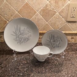 3pc Tuscan England Cup Saucer And Dessert Plate