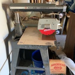 Black & Decker Radial Arm Saw