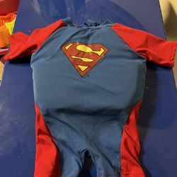 Superman Wetsuit Size Child 35-50lbs 3T-5